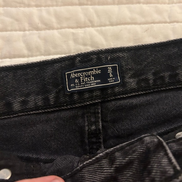 Abercrombie & Fitch Wide Leg Jeans - Picture 5 of 5